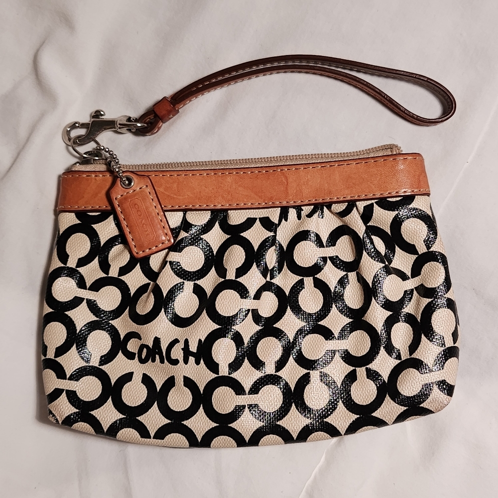 Coach Gallery Zip tote with wristlet - Picture 9 of 11